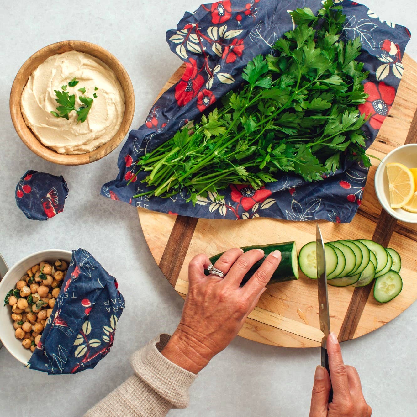 Cut-to-Size Roll Beeswax Food Wrap - Botanical Print