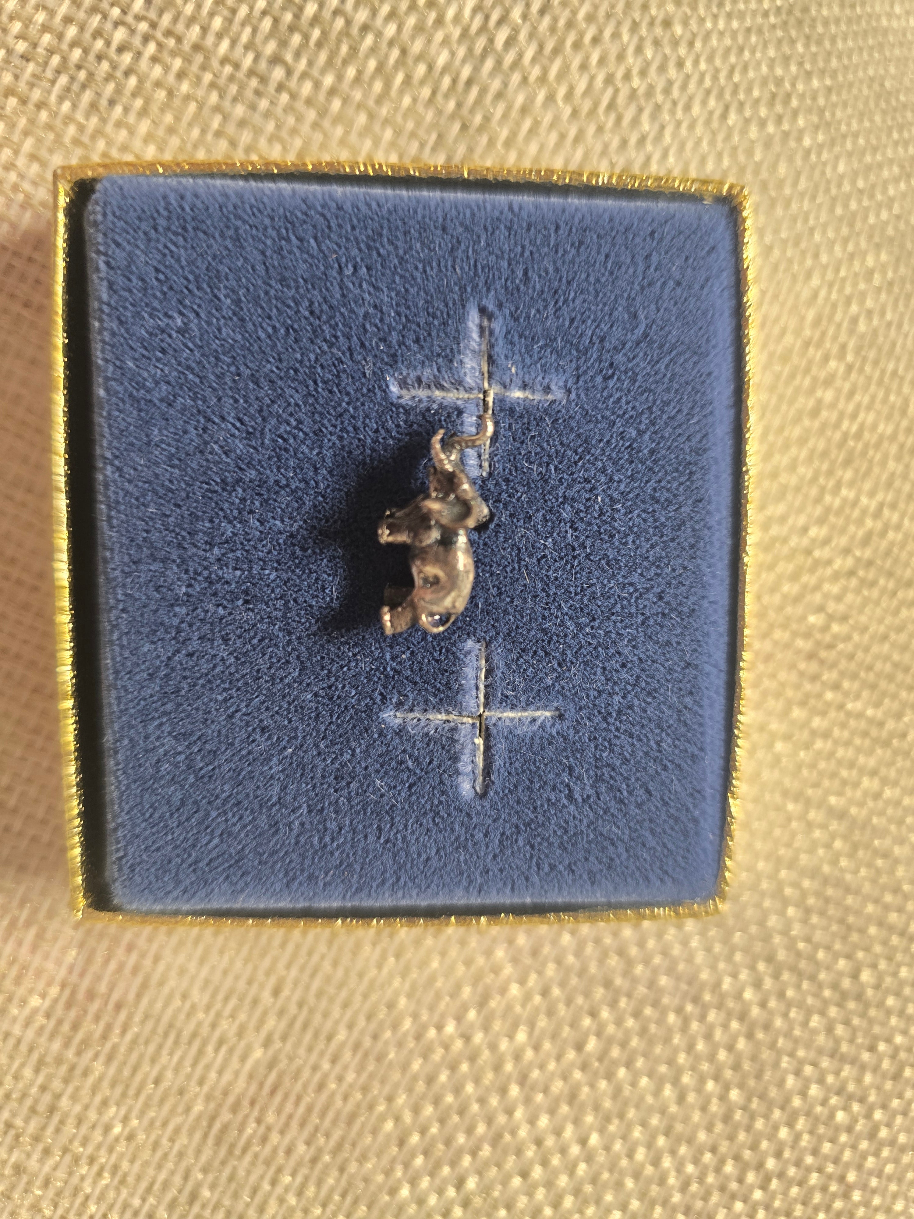 Vintage Silver Tone Elephant Charm Lapel Pin