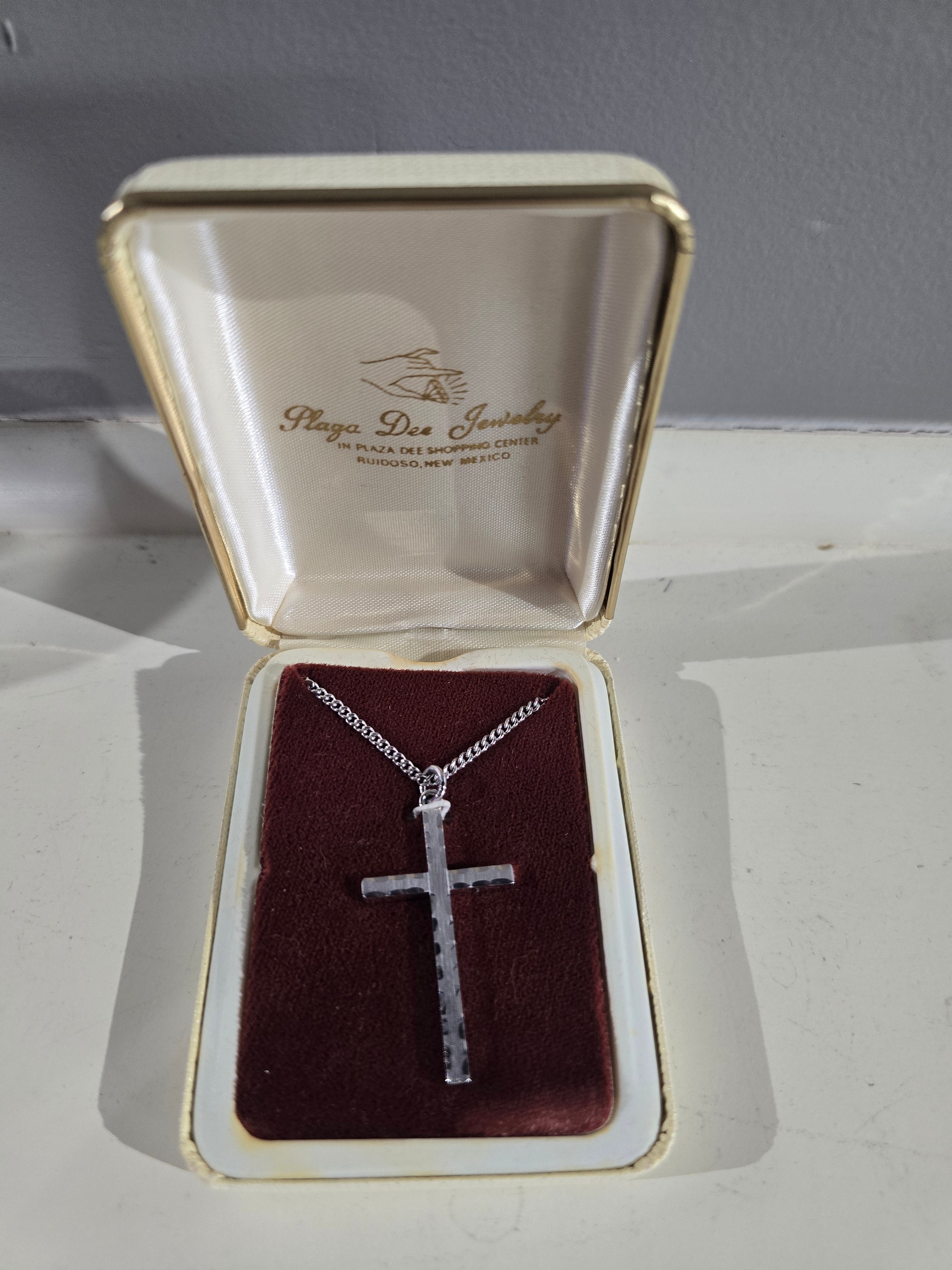 Vintage Textured Cross Pendant Necklace