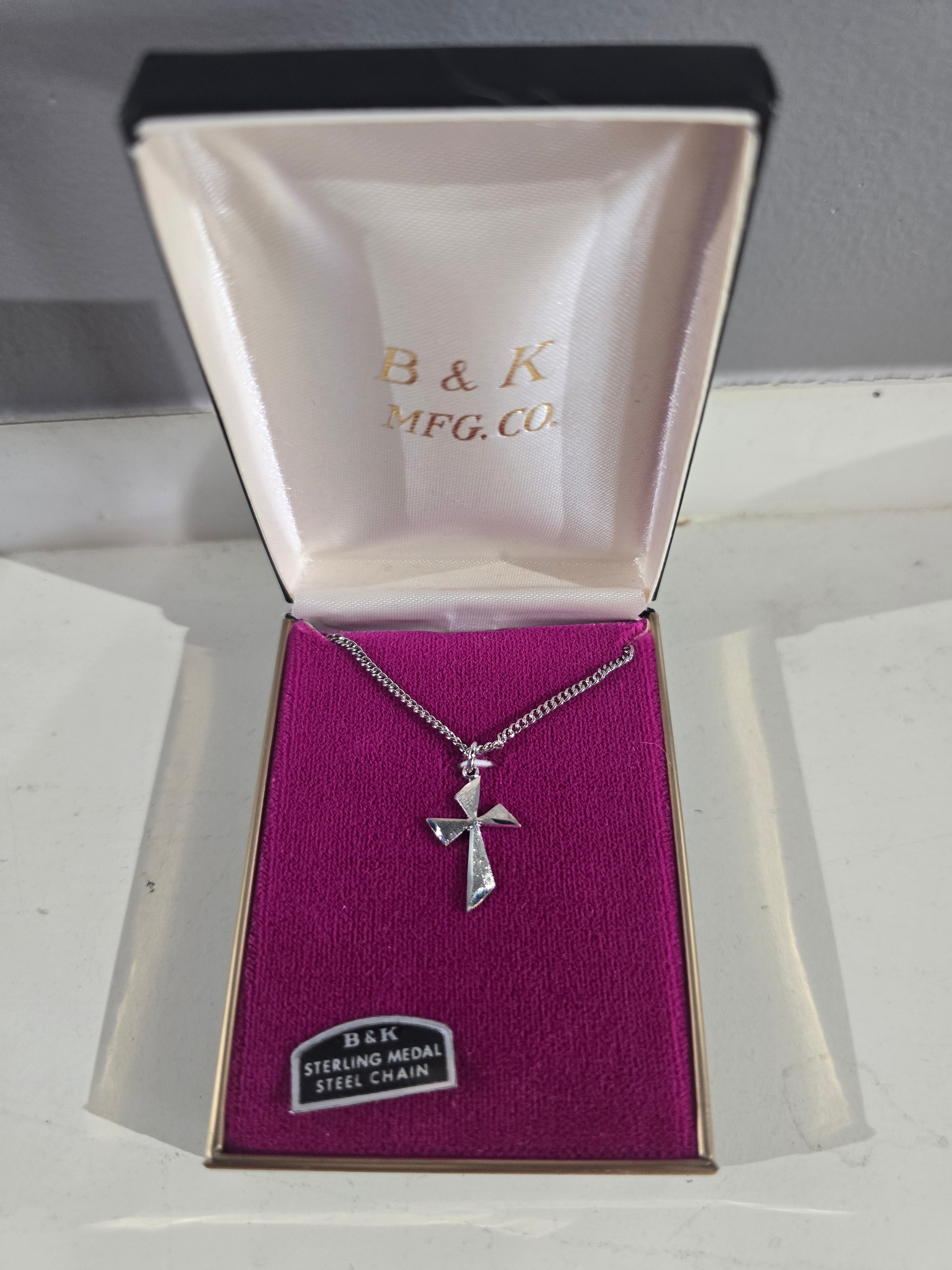 Vintage Sterling Silver Origami Pinwheel Textured Cross Necklace