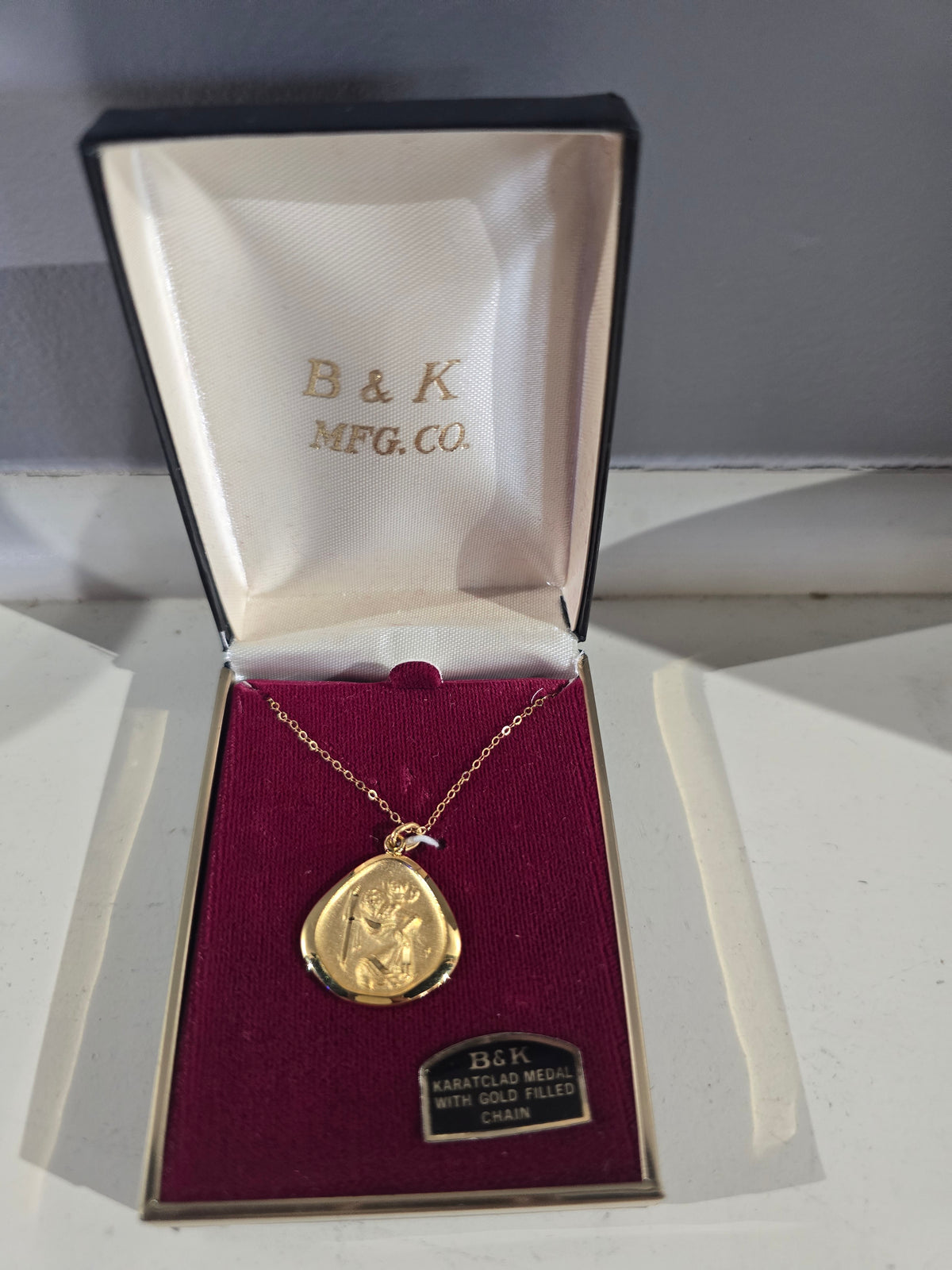 Vintage Karatclad Saint Christopher Freeform Medium Medal Necklace
