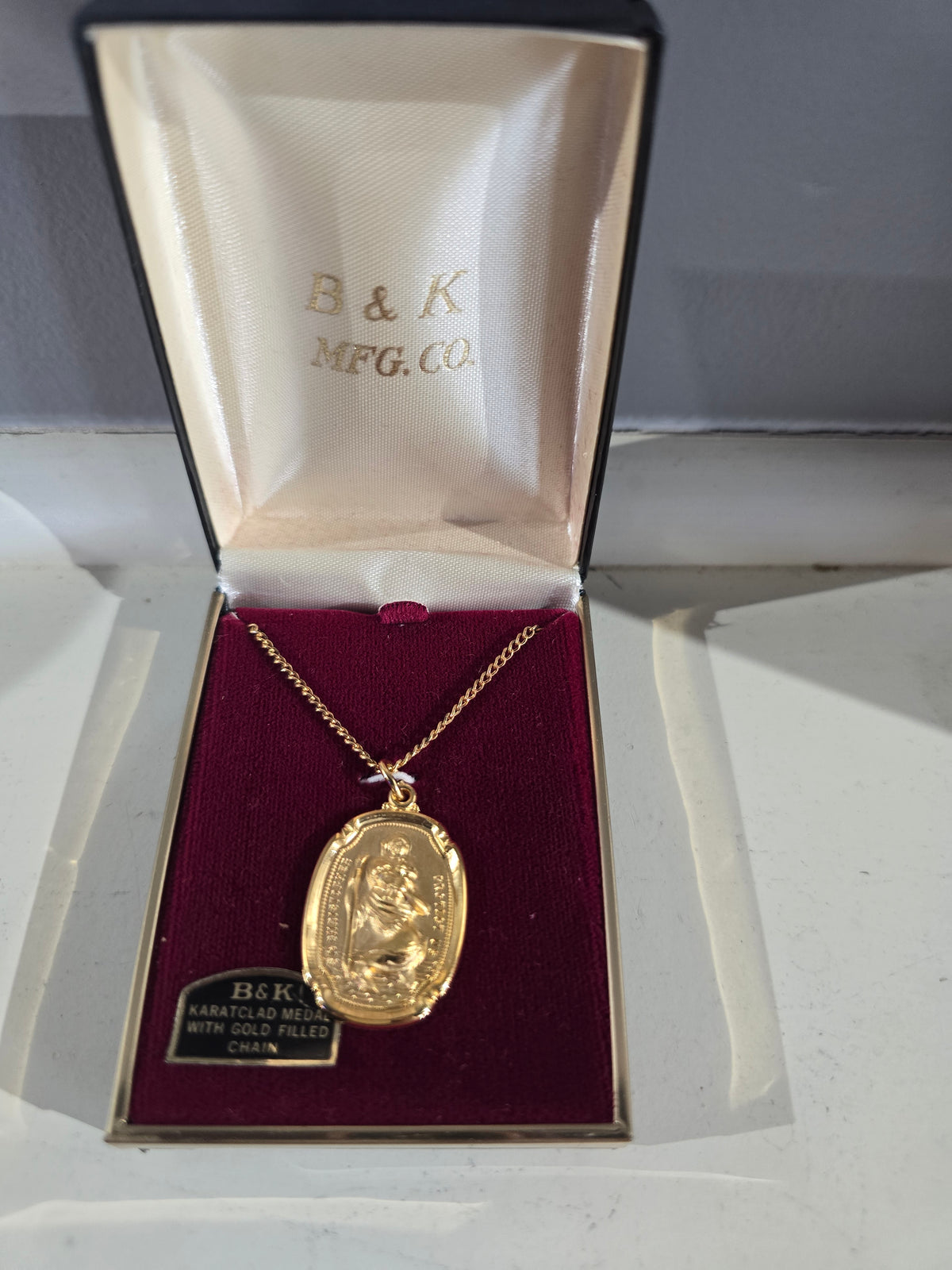 Vintage Karatclad Saint Christopher Oval Medal Necklace