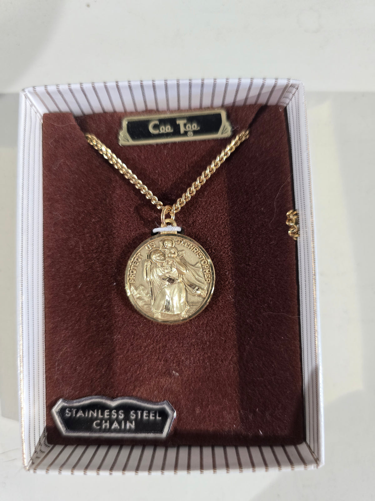 Vintage Coo Tee Gold Tone Saint Christopher Protect Us Round Medal Necklace