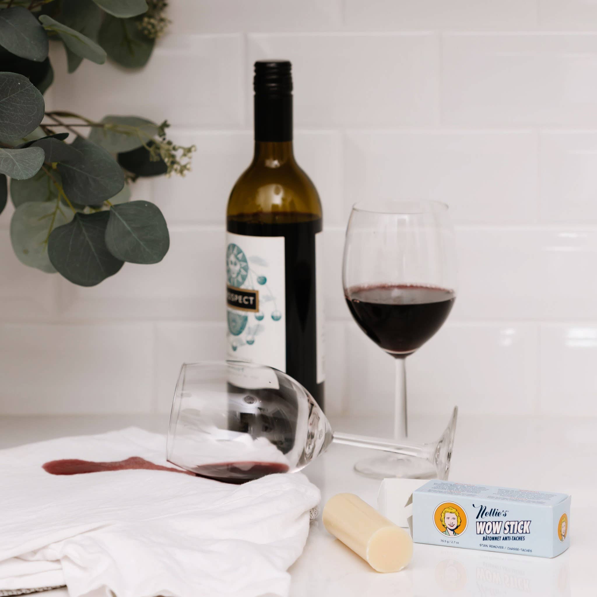 Fabric Stain Remover: Wow Stick