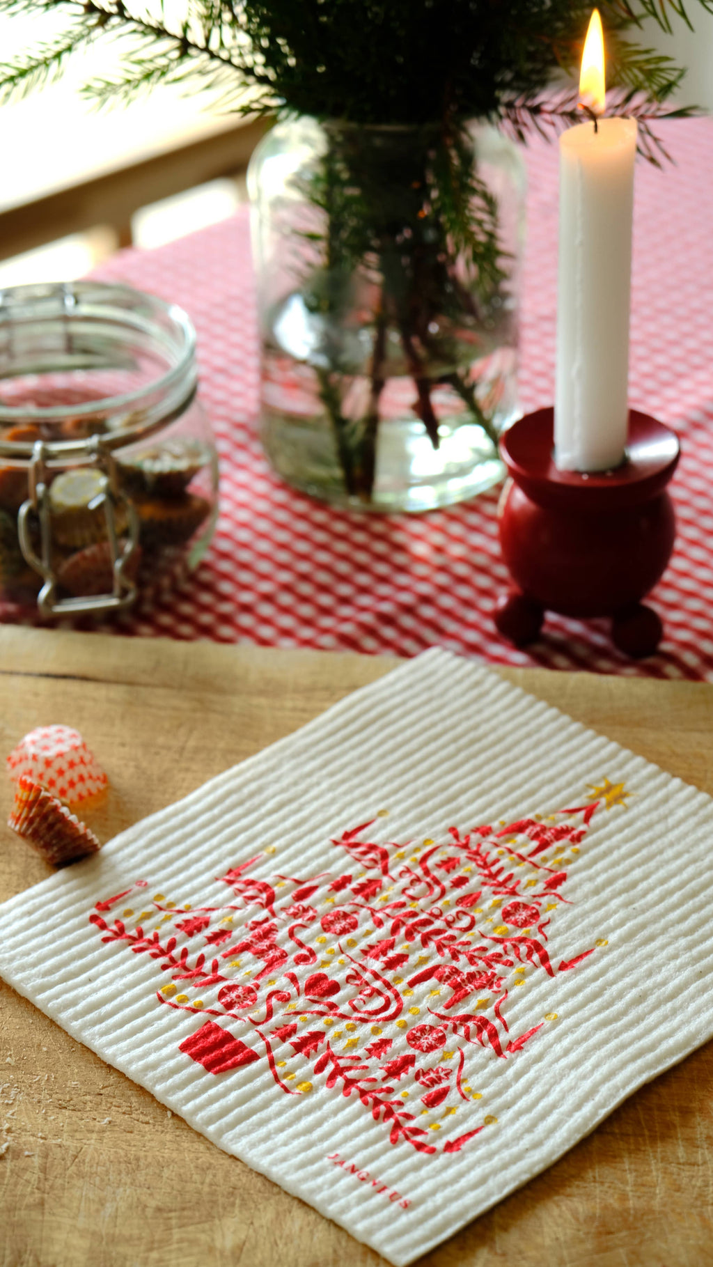 Swedish Dishcloth - Scandi Christmas Tree - Red