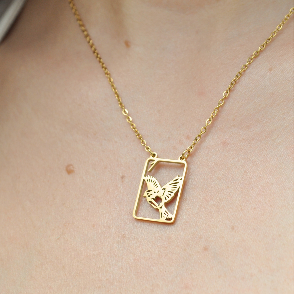 Mahjong Necklace, One Bam Bird Filigree Sparrow