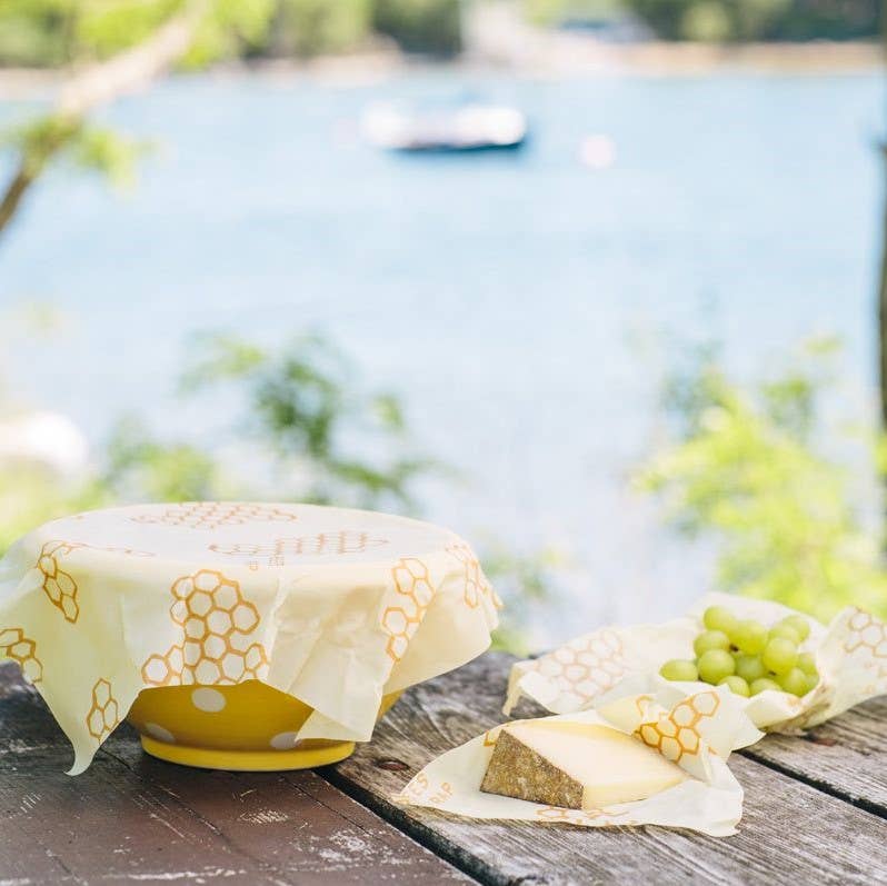 Large Beeswax Food Wrap - Honeycomb Print