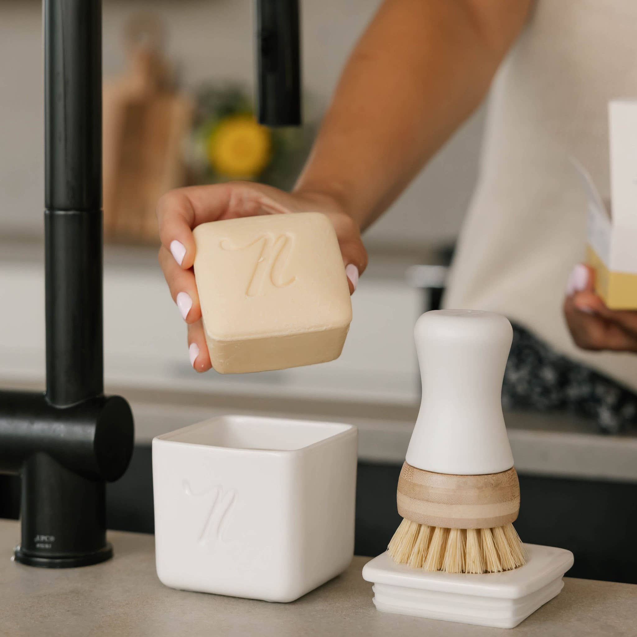 Nellie's Solid Dish Butter - Dishwashing Soap